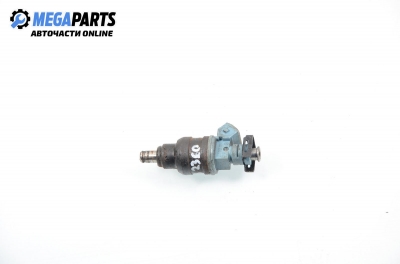 Gasoline fuel injector for BMW 3 (E30) 1.8, 113 hp, sedan, 1989