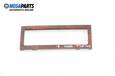 Plastic interior pentru Volkswagen Passat 2.8 4motion, 193 cp, combi automat, 2002