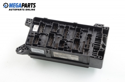 Fuse box for Kia Sorento 2.5 CRDi, 140 hp automatic, 2003 № 91160-3E040