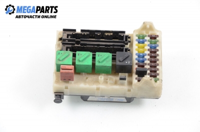 Fuse box for Ford Mondeo 1.8, 115 hp, station wagon, 1997