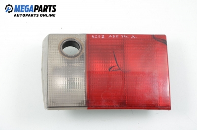 Inner tail light for Audi 80 (B4) 1.6, 101 hp, sedan, 1994, position: right
