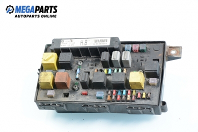 Fuse box for Opel Zafira B 1.9 CDTI, 120 hp automatic, 2005 № GM 13 206 754