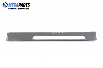 Door sill scuff for Audi A6 (C6) 3.2 FSI Quattro, 255 hp, sedan automatic, 2008, position: rear - right