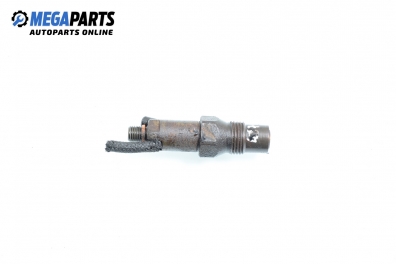 Diesel fuel injector for Ford Mondeo Mk II 1.8 TD, 90 hp, sedan, 1996