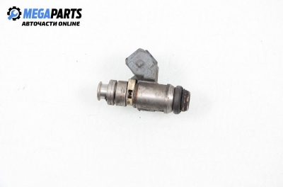 Gasoline fuel injector for Peugeot 406 1.8, 90 hp, station wagon, 1998