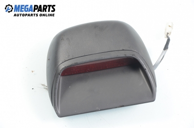 Al treilea stop pentru Subaru Legacy 2.0 4WD, 125 cp, sedan, 1999