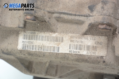 Transfer case for Jeep Cherokee (KJ) 3.7 4x4, 204 hp automatic, 2001 № P52111022AC