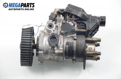 Diesel injection pump for Fiat Punto 1.9 DS, 60 hp, hatchback, 2001 № Lucas R8640A121A