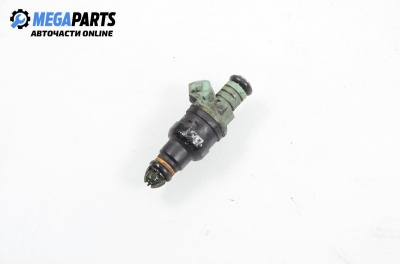 Gasoline fuel injector for BMW 5 (E39) 2.0, 150 hp, sedan, 1996