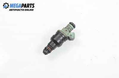 Gasoline fuel injector for BMW 5 (E39) 2.0, 150 hp, sedan, 1996