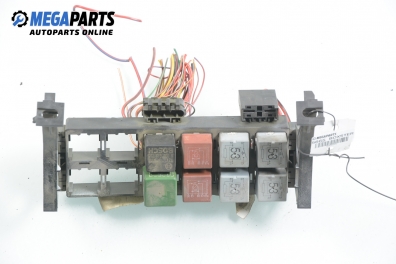 Fuse box for Porsche Boxster 986 2.7, 220 hp, cabrio automatic, 2001