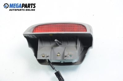 Central tail light for Kia Rio 1.5 16V, 98 hp, station wagon, 2003