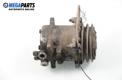 Kompressor klimaanlage für Volkswagen Passat (B3) 1.8, 112 hp, combi, 1990