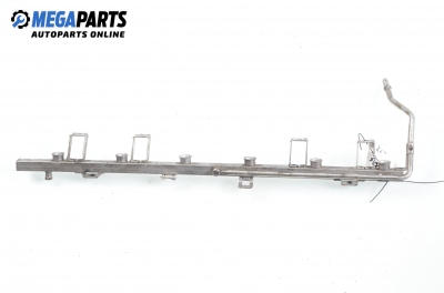 Fuel rail for BMW X5 (E53) 3.0, 231 hp automatic, 2001