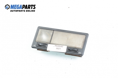 Interior courtesy light for Volkswagen Passat (B3) 2.0, 115 hp, station wagon, 1991