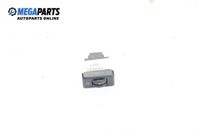 Buton reglaj faruri pentru Volkswagen Passat (B3) 2.0, 115 cp, combi, 1991