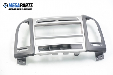 Interior plastic for Hyundai Santa Fe 2.2 CRDi, 150 hp, 2006