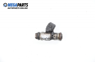 Gasoline fuel injector for Fiat Marea 1.6 16V, 103 hp, sedan, 1997