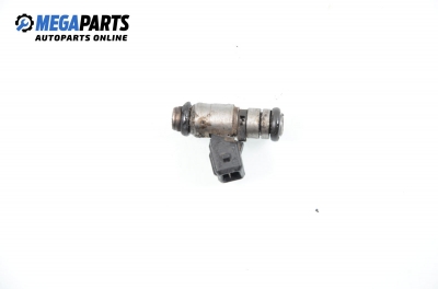 Gasoline fuel injector for Fiat Marea 1.6 16V, 103 hp, sedan, 1997