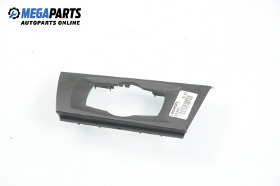 Consolă schimbător de viteze pentru BMW 3 (E90, E91, E92, E93) 2.0, 129 cp, sedan, 2006