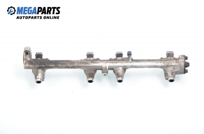 Fuel rail with injectors for Ford Galaxy 2.0, 116 hp, 1997