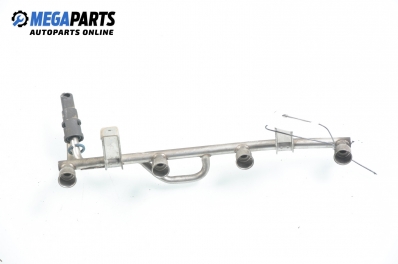 Fuel rail for Opel Astra G 1.6, 84 hp, sedan, 2003