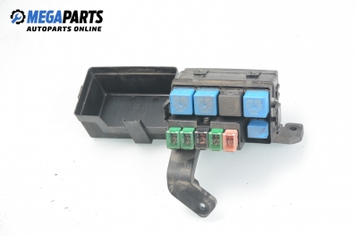 Fuse box for Hyundai Santa Fe 2.2 CRDi, 150 hp, 2006