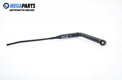 Braț ștergătoare parbriz for Nissan Primera (P11) (1995-2002) 1.8, combi, position: stânga - fața
