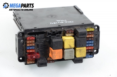 Fuse box for Mercedes-Benz C W203 2.2 CDI, 143 hp, coupe automatic, 2002 № 002 545 93 01