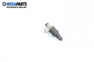 Gasoline fuel injector for Citroen Saxo 1.4 VTS, 75 hp, 3 doors, 1996