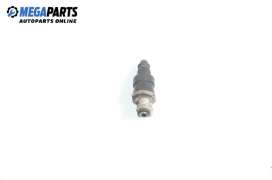 Gasoline fuel injector for Citroen Saxo 1.4 VTS, 75 hp, 3 doors, 1996