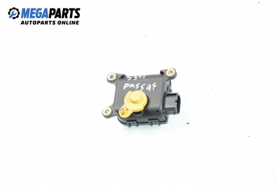 Heater motor flap control for Volkswagen Passat (B5; B5.5) 2.0, 115 hp, sedan automatic, 2001