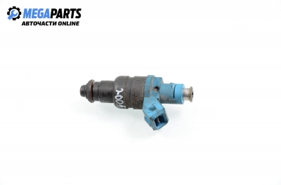 Benzineinspritzdüse for Audi A4 (B5) 1.6, 100 hp, sedan, 1998