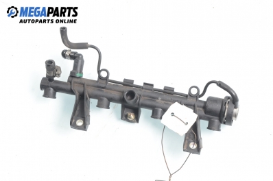 Fuel rail for Citroen Saxo 1.4 VTS, 75 hp, 3 doors, 1996