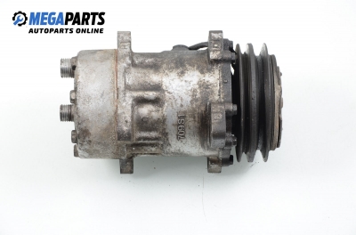 Kompressor klimaanlage für Volkswagen Passat 1.8, 90 hp, combi, 1992
