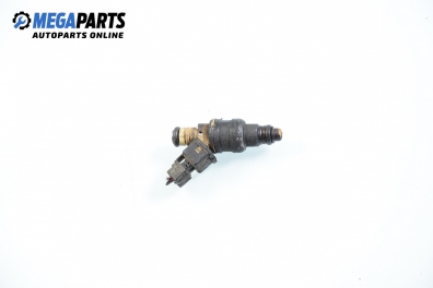 Gasoline fuel injector for Hyundai Coupe (RD2) 1.6 16V, 107 hp, coupe, 2001
