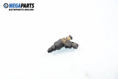 Gasoline fuel injector for Hyundai Coupe (RD2) 1.6 16V, 107 hp, coupe, 2001