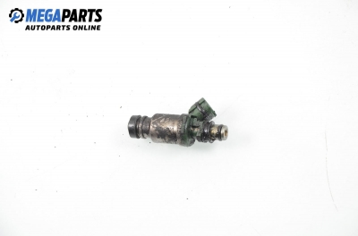 Gasoline fuel injector for Toyota RAV4 (XA10) 2.0, 129 hp, 1995