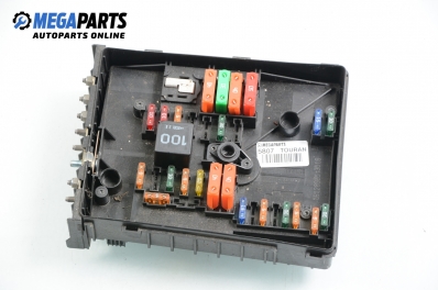 Fuse box for Volkswagen Touran 1.9 TDI, 90 hp, 2005 № 1K0 937 125