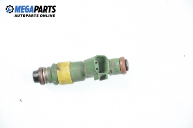 Gasoline fuel injector for Volvo S60 2.4, 170 hp, sedan automatic, 2001 № Denso 9470229