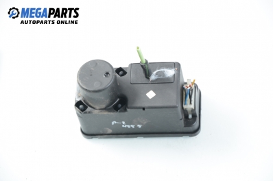 Vacuum pompă central for Volkswagen Passat (B3) 1.8, 90 hp, combi, 1990