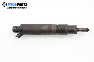 Diesel fuel injector for Audi 100 (C4) 2.5 TDI, 115 hp, station wagon, 1992