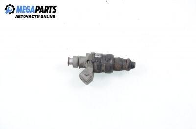 Gasoline fuel injector for Mercedes-Benz C-Class 202 (W/S) (1993-2000) 2.0, sedan