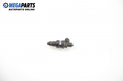 Gasoline fuel injector for Audi A4 (B5) 1.8, 125 hp, sedan automatic, 1996