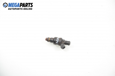 Gasoline fuel injector for Audi A4 (B5) 1.8, 125 hp, sedan automatic, 1996