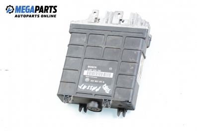 ECU pentru Volkswagen Passat (B3) 1.8, 90 cp, combi, 1992 № Bosch 0 261 200 252