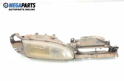 Far pentru Ford Mondeo Mk I 2.0 16V, 136 cp, combi, 1996, poziție: dreapte