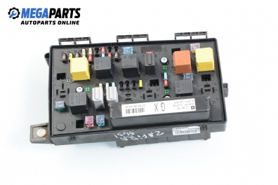 Sicherungskasten f. rechtslenker für Opel Zafira B 1.6, 105 hp, 2006 № GM 13 206 750