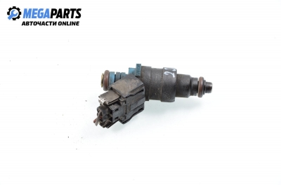 Gasoline fuel injector for Volkswagen Golf III 1.6, 101 hp, 1996