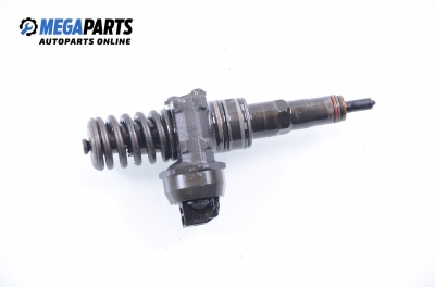 Einspritzdüse für Volkswagen Passat (B5; B5.5) 1.9 TDI, 130 hp, combi, 2003 № 04720214